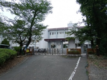 森岡小学校