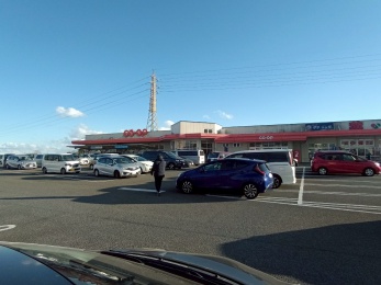 COOPかおる坂店