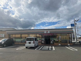 セブンイレブン空港通り6丁目店