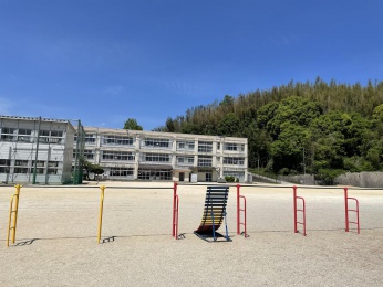 大分市立　滝尾小学校